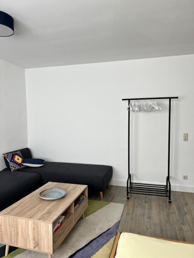 Sehr Schoene Wohnung,Komplett Neu Eingerichtet Limabach - Oberfrohna Buitenkant foto
