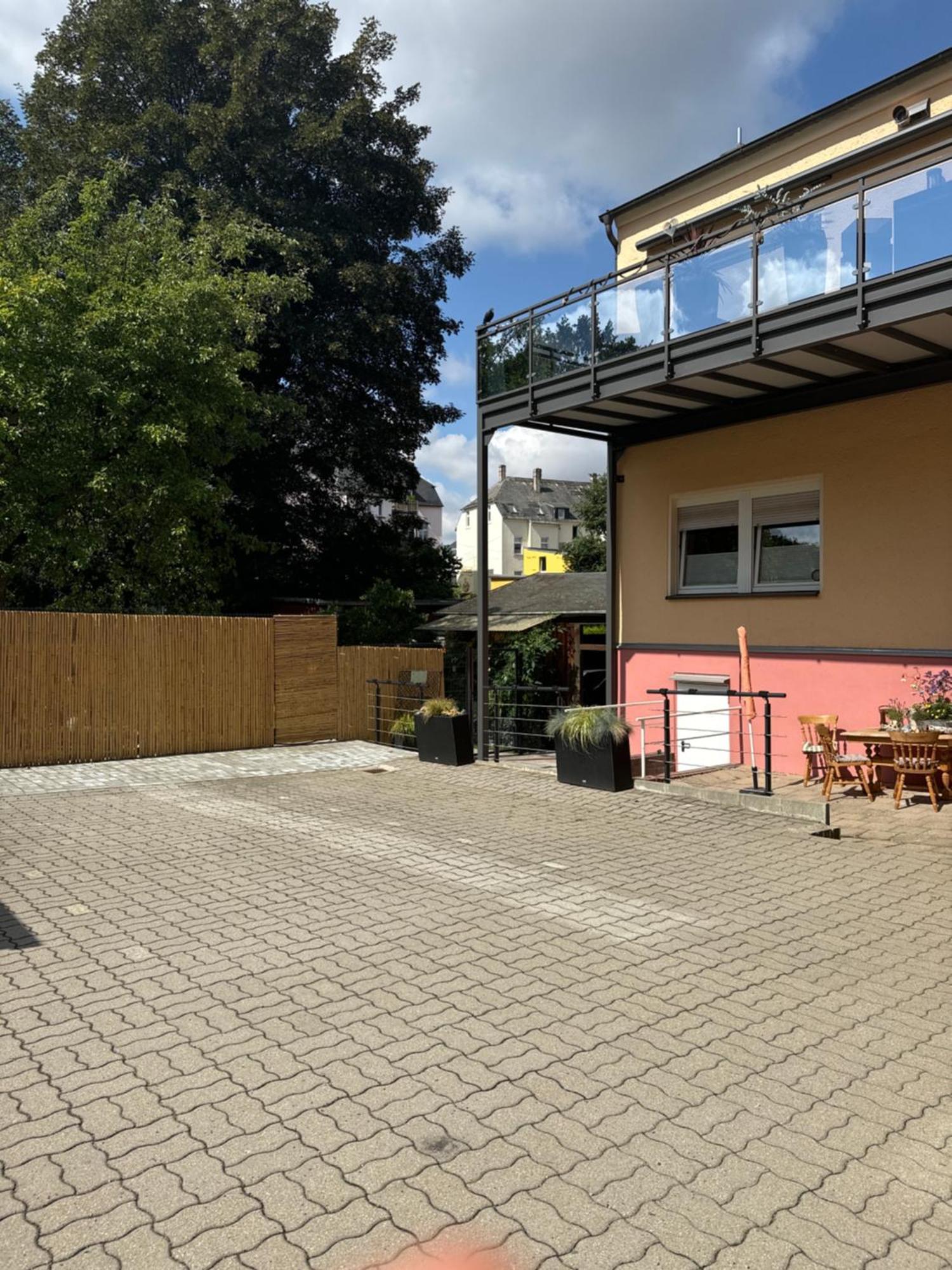 Sehr Schoene Wohnung,Komplett Neu Eingerichtet Limabach - Oberfrohna Buitenkant foto
